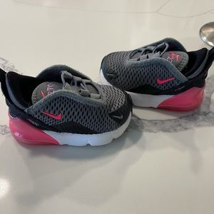 Nike Infant 270s